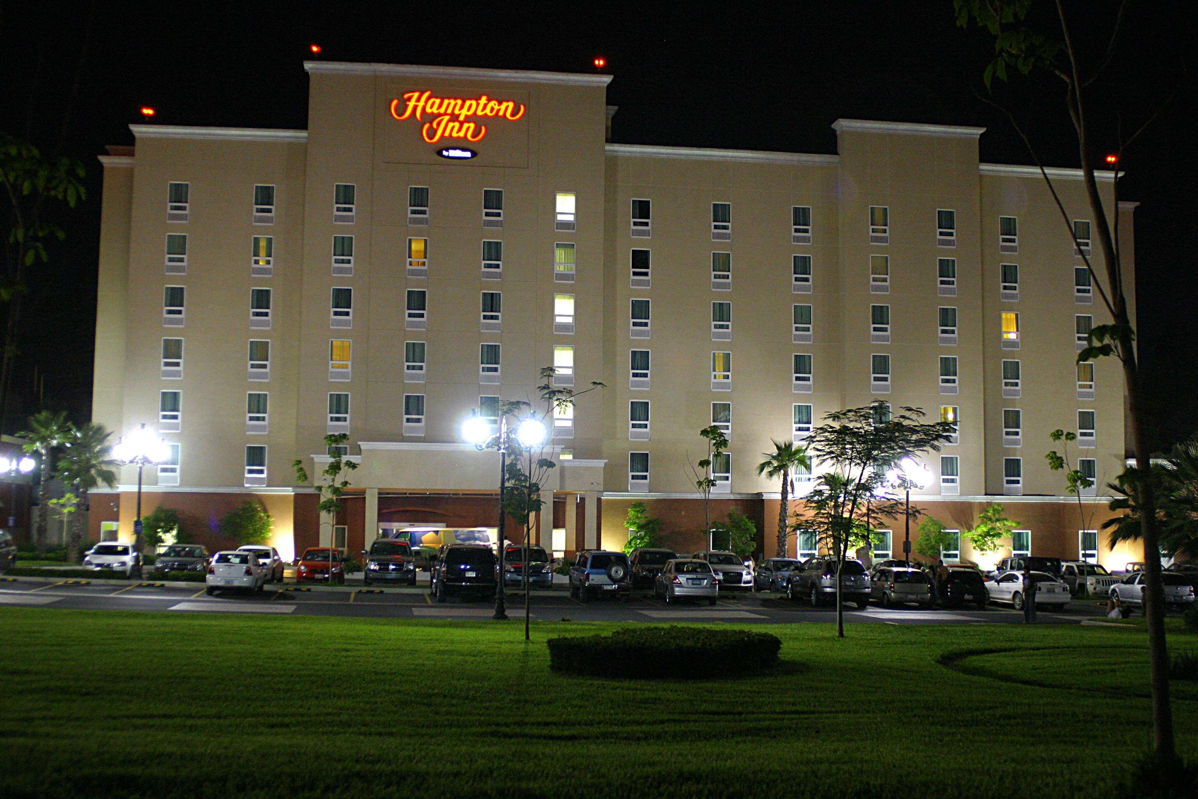 Hampton Inn By Hilton Guadalajara-Aeropuerto Las Pintas Dış mekan fotoğraf