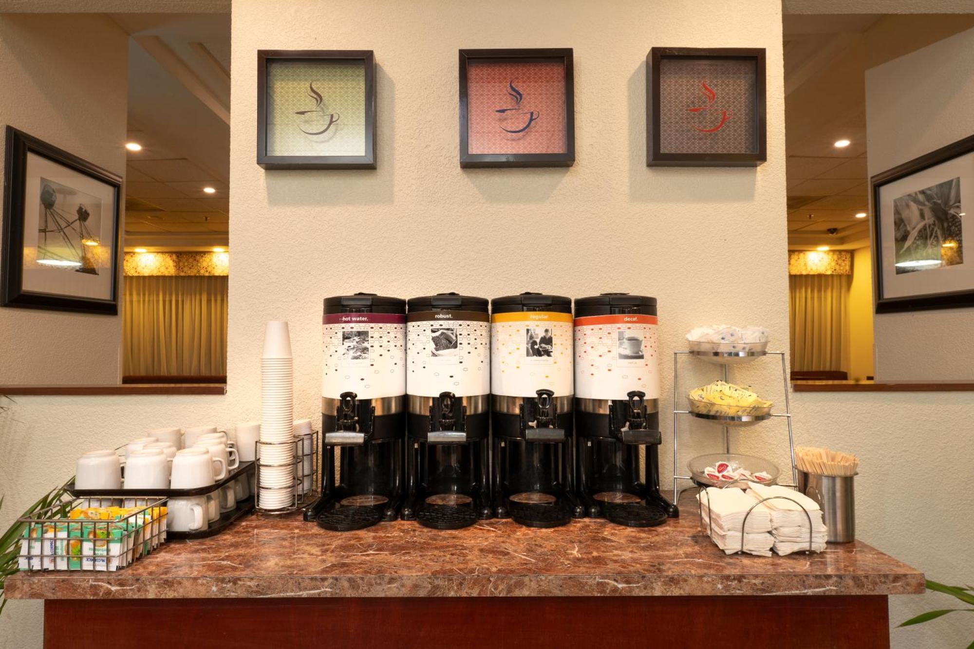 Hampton Inn By Hilton Guadalajara-Aeropuerto Las Pintas Dış mekan fotoğraf