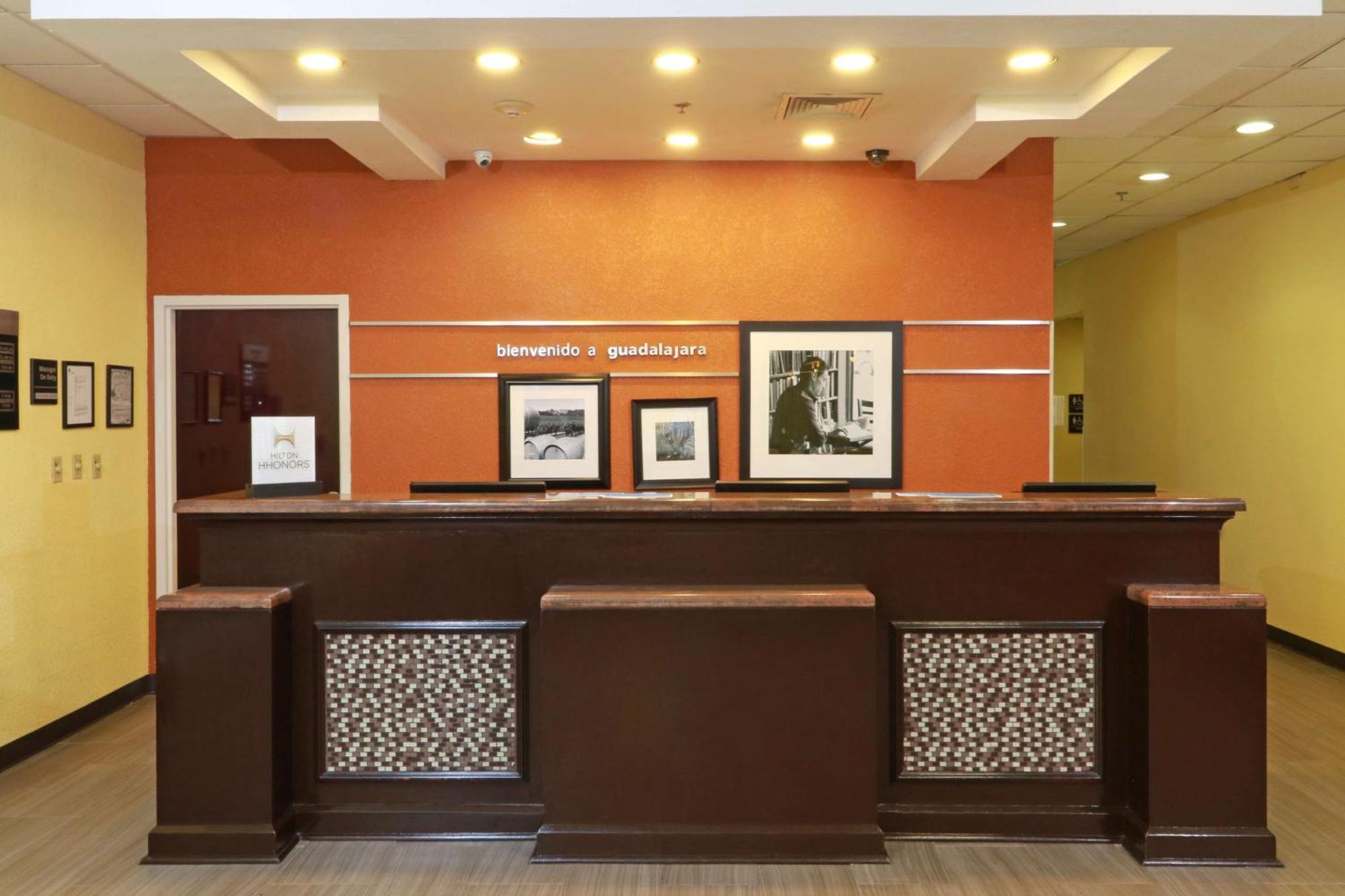 Hampton Inn By Hilton Guadalajara-Aeropuerto Las Pintas Dış mekan fotoğraf